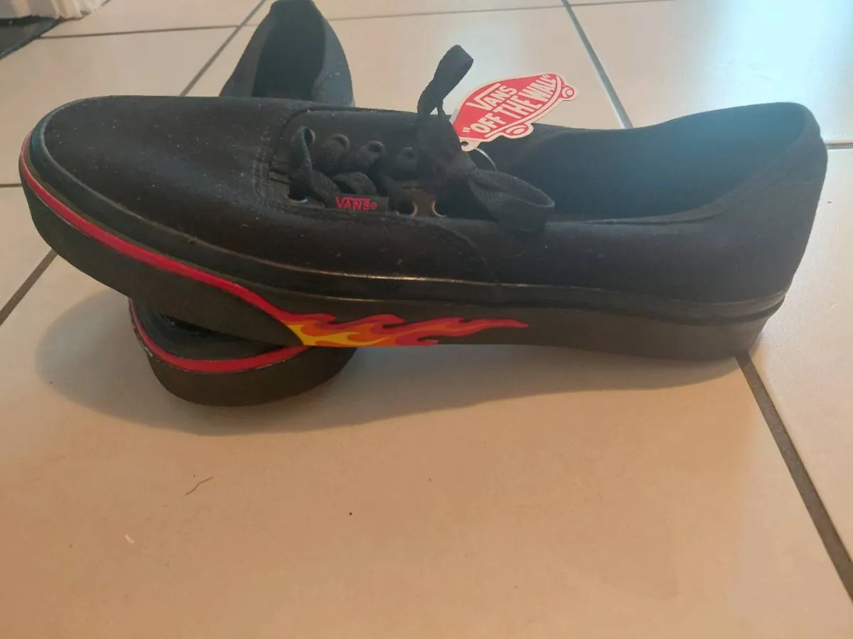 Mens Vans Flame trainers - Image 2