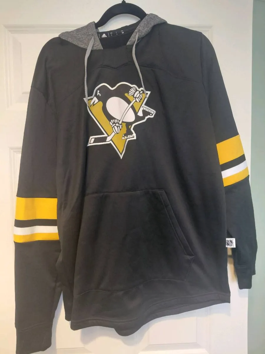 Adidas Mens Pitsburgh Penguins NHL hoody - Image 1