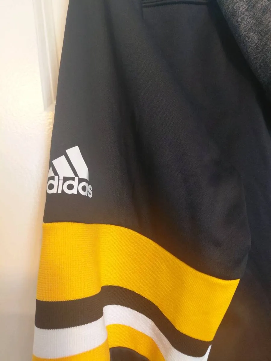 Adidas Mens Pitsburgh Penguins NHL hoody - Image 3