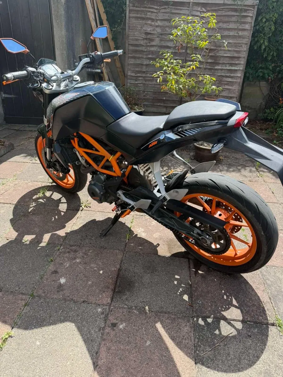 KTM Duke 390 - Image 3