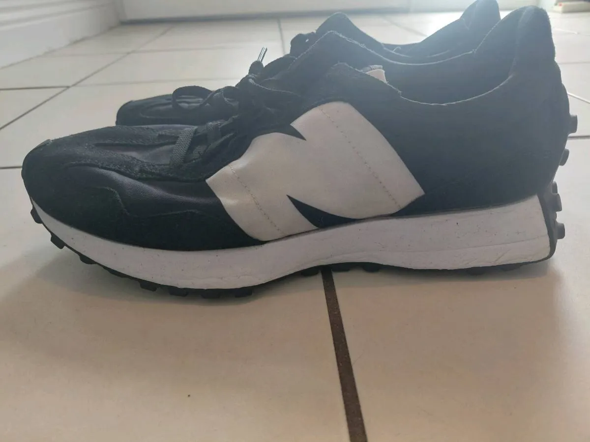 Mens New Blanace 327 trainers - Image 2