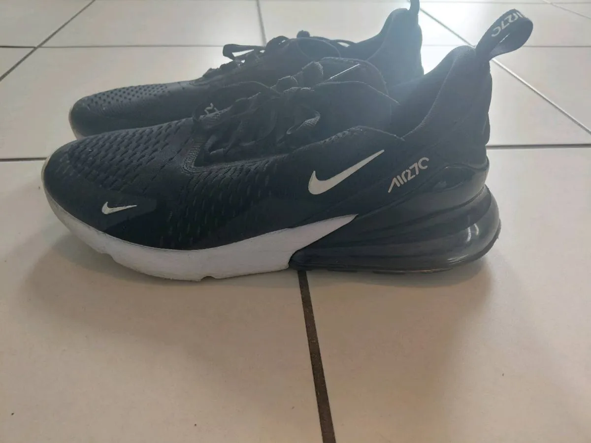 Mens Nike Air270 - Image 1