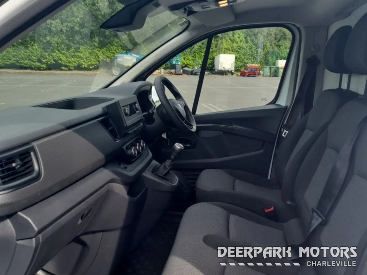Renault Trafic TRAFIC LL30  DCI 130 BUSIN - Image 4