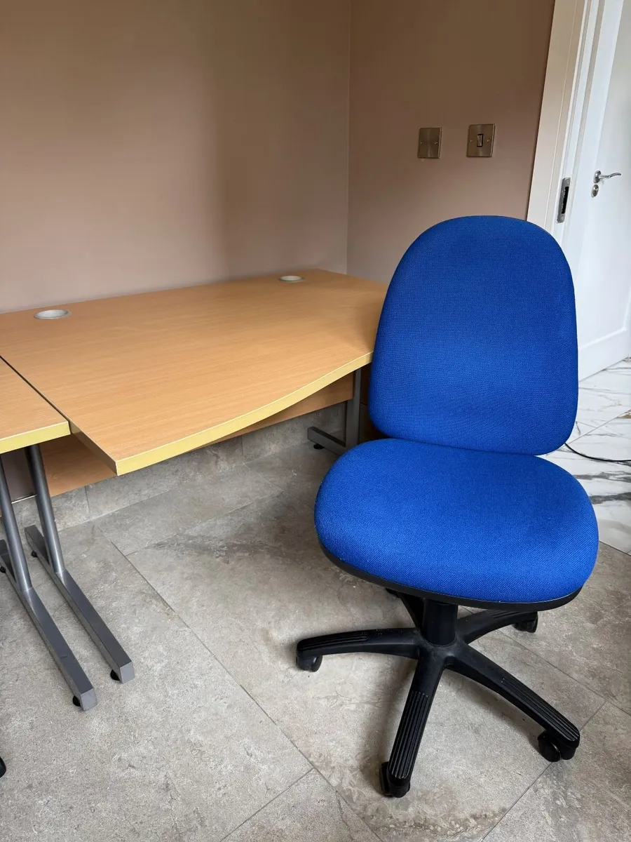 Desk & Office Chair Set - Image 3