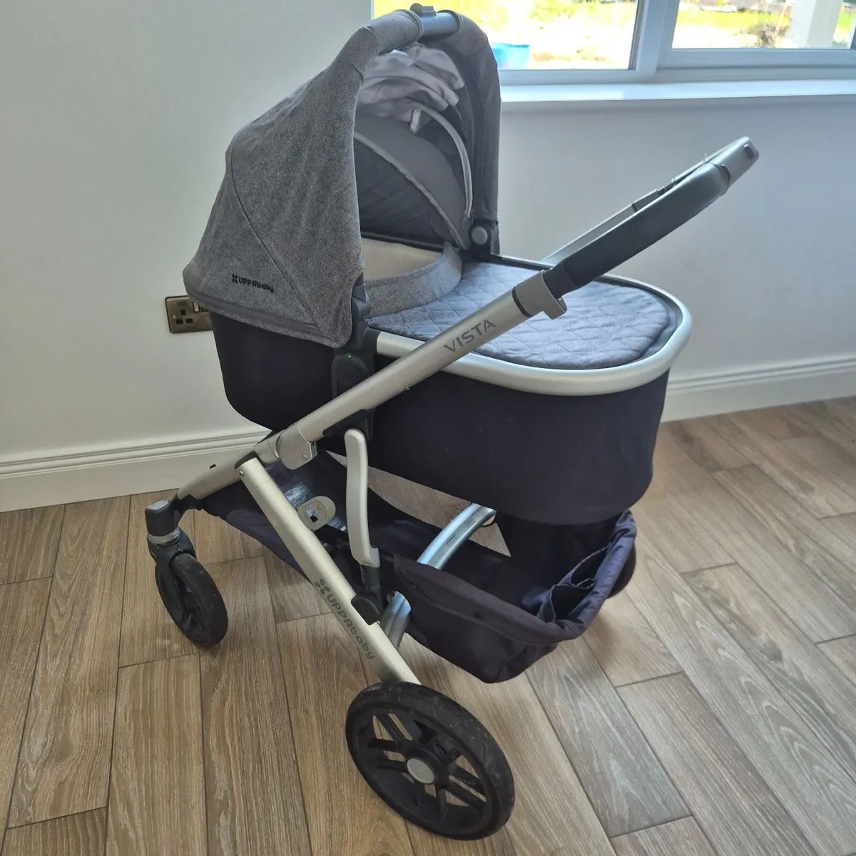 Uppa baby vista pram bundle - Image 1