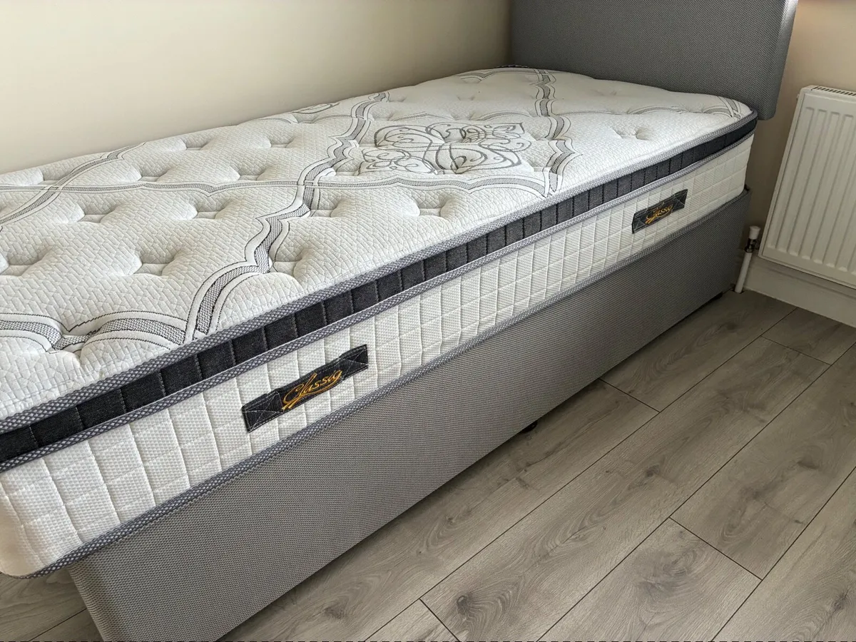 Single beds like brand new - Image 4