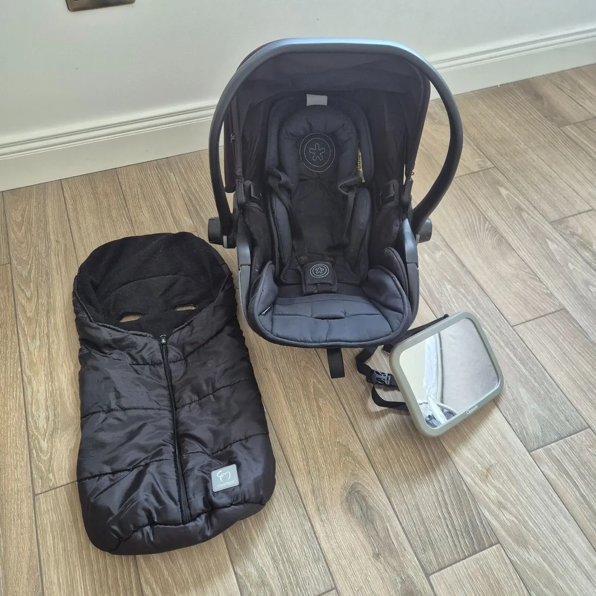 Kiddy carseat €120 ono - Image 1