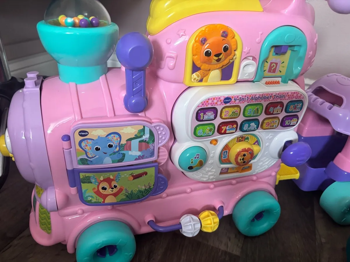 Toys - Image 3