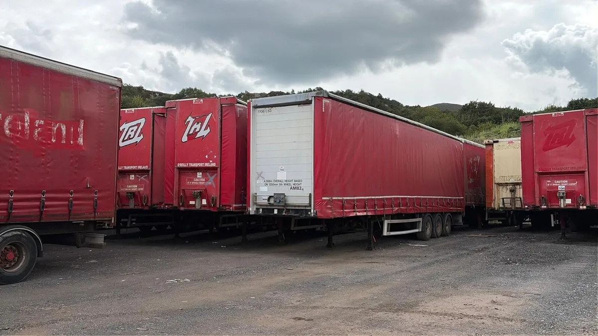 TRAILERS - Image 1