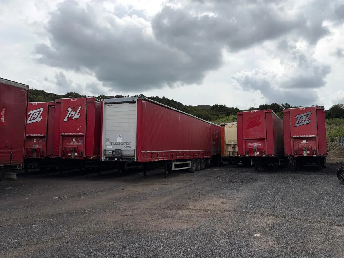 TRAILERS - Image 2