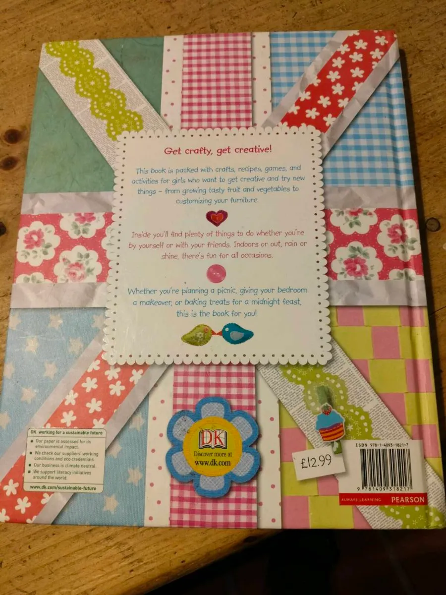 The Girls book of Crafts and Activities. New Never - Image 2