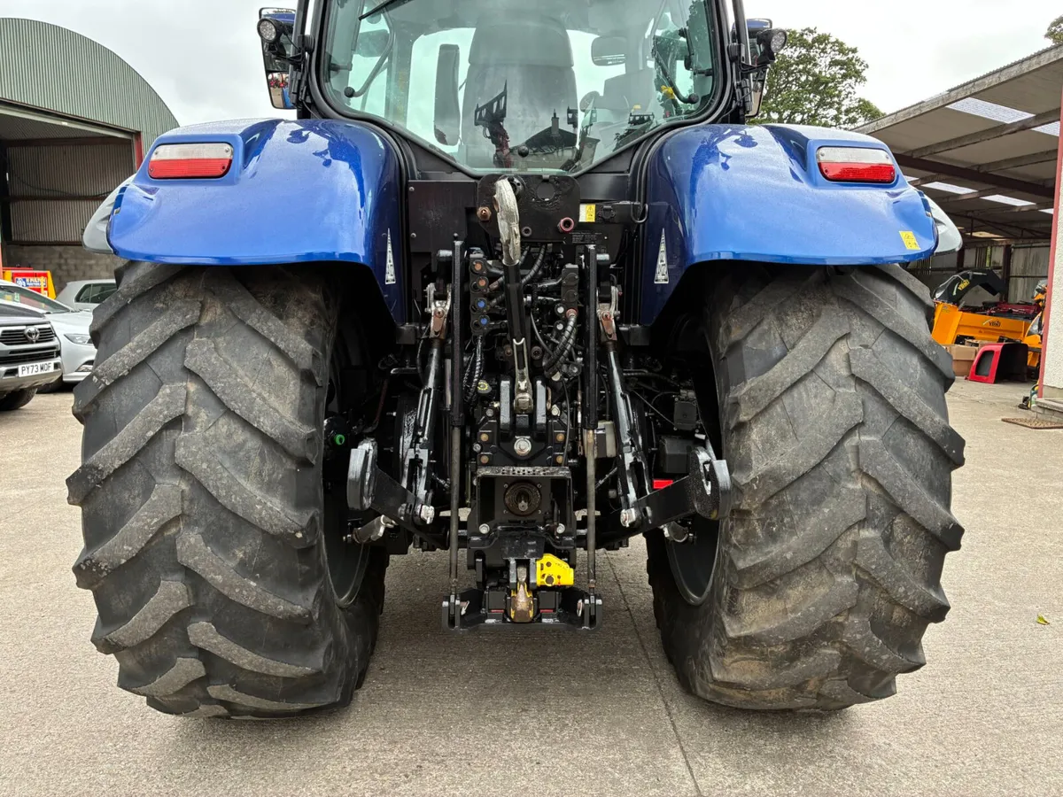 New Holland T7.225 Blue Power - Image 4