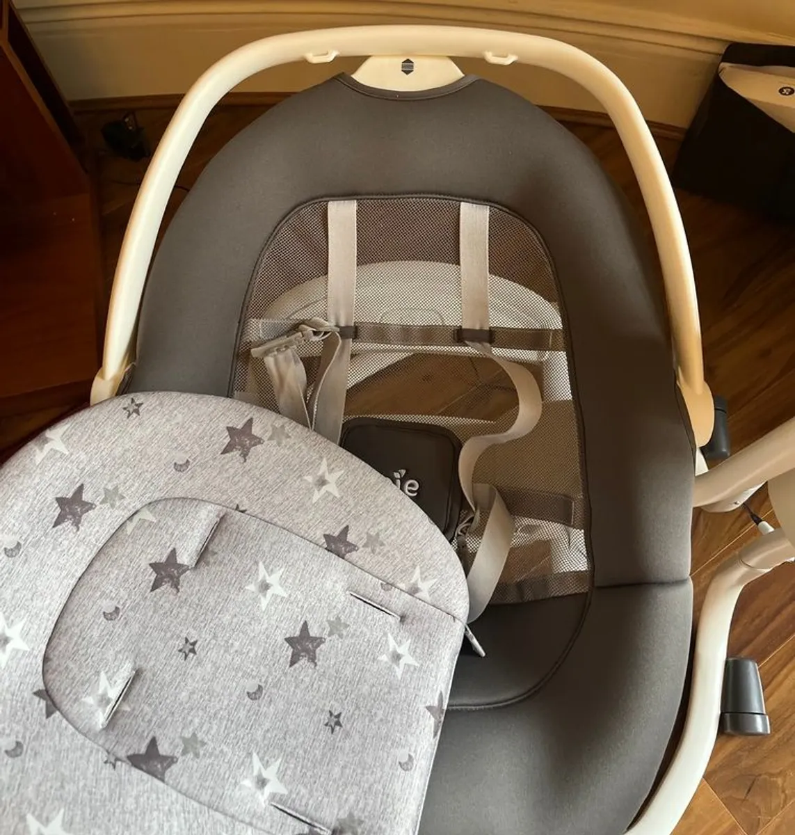 Joie Serina 2 in 1 Swing and Rocker - Image 2