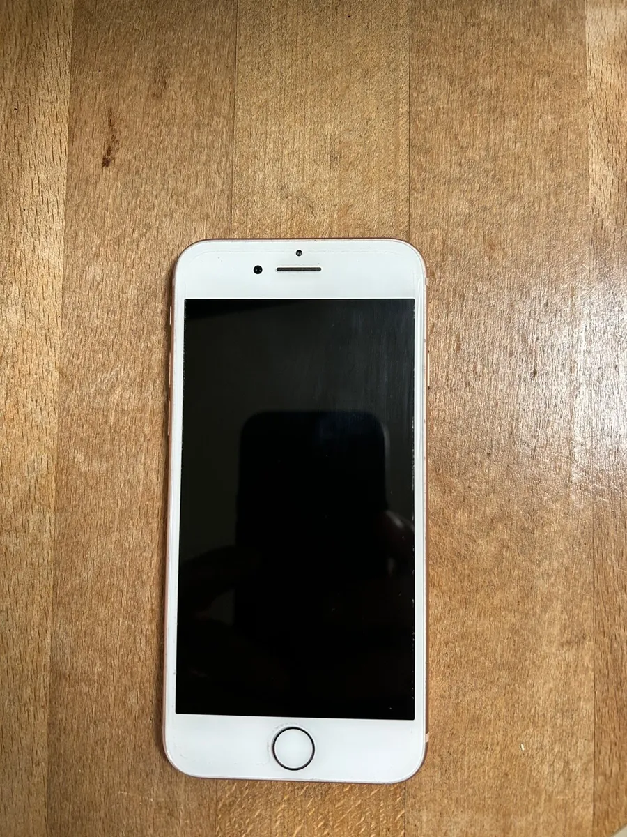 iPhone 8 - Image 1