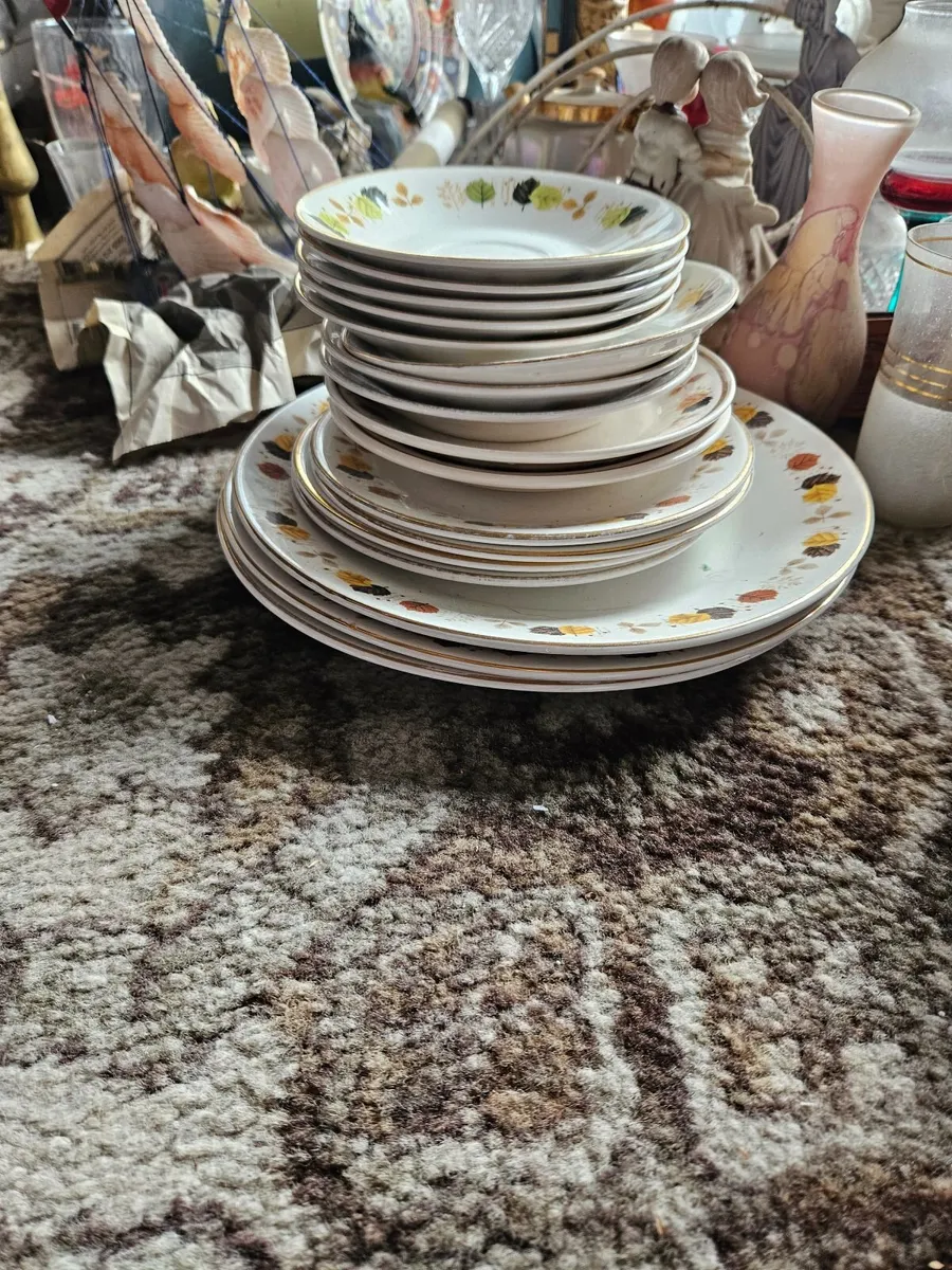 Vintage Arklow Pottery Lot 17 pieces - Image 1