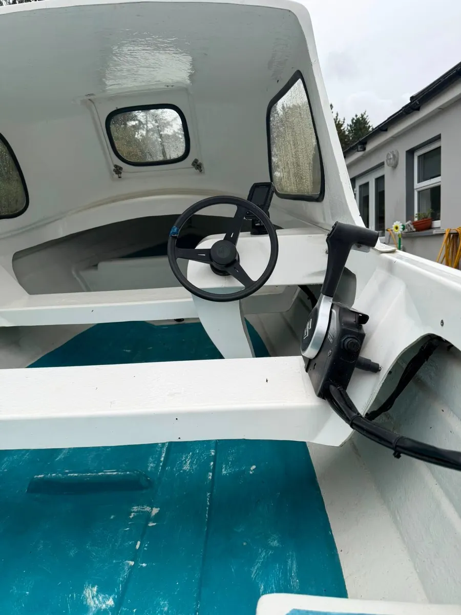 OSM 490  Day Boat - Image 4