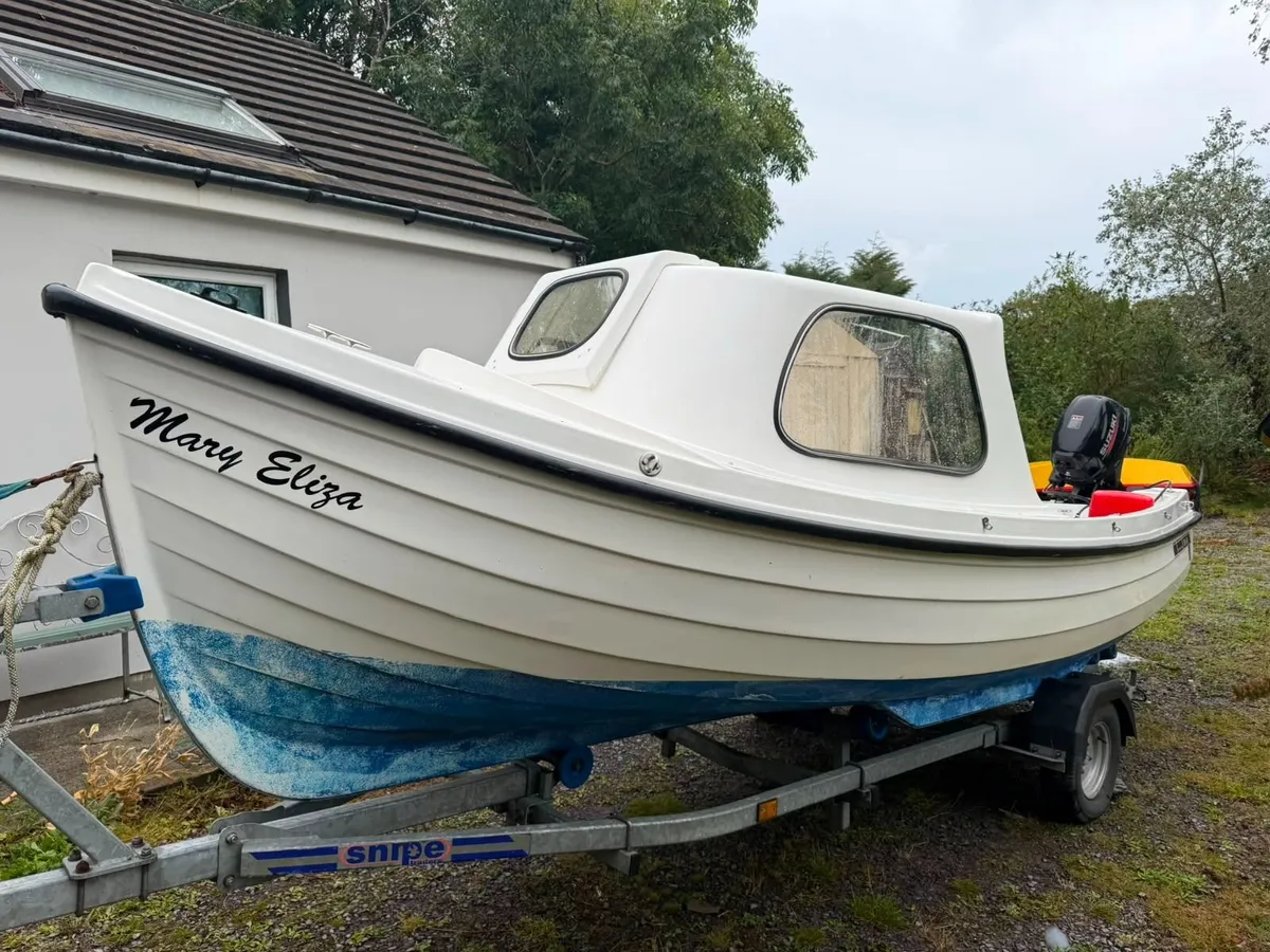 OSM 490  Day Boat - Image 1