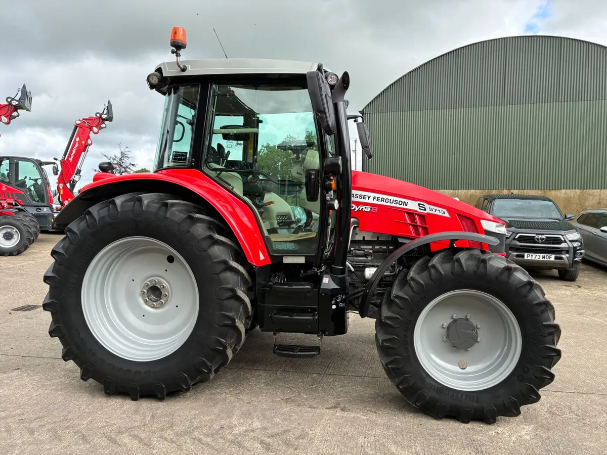 Massey Ferguson 5713S - Image 4