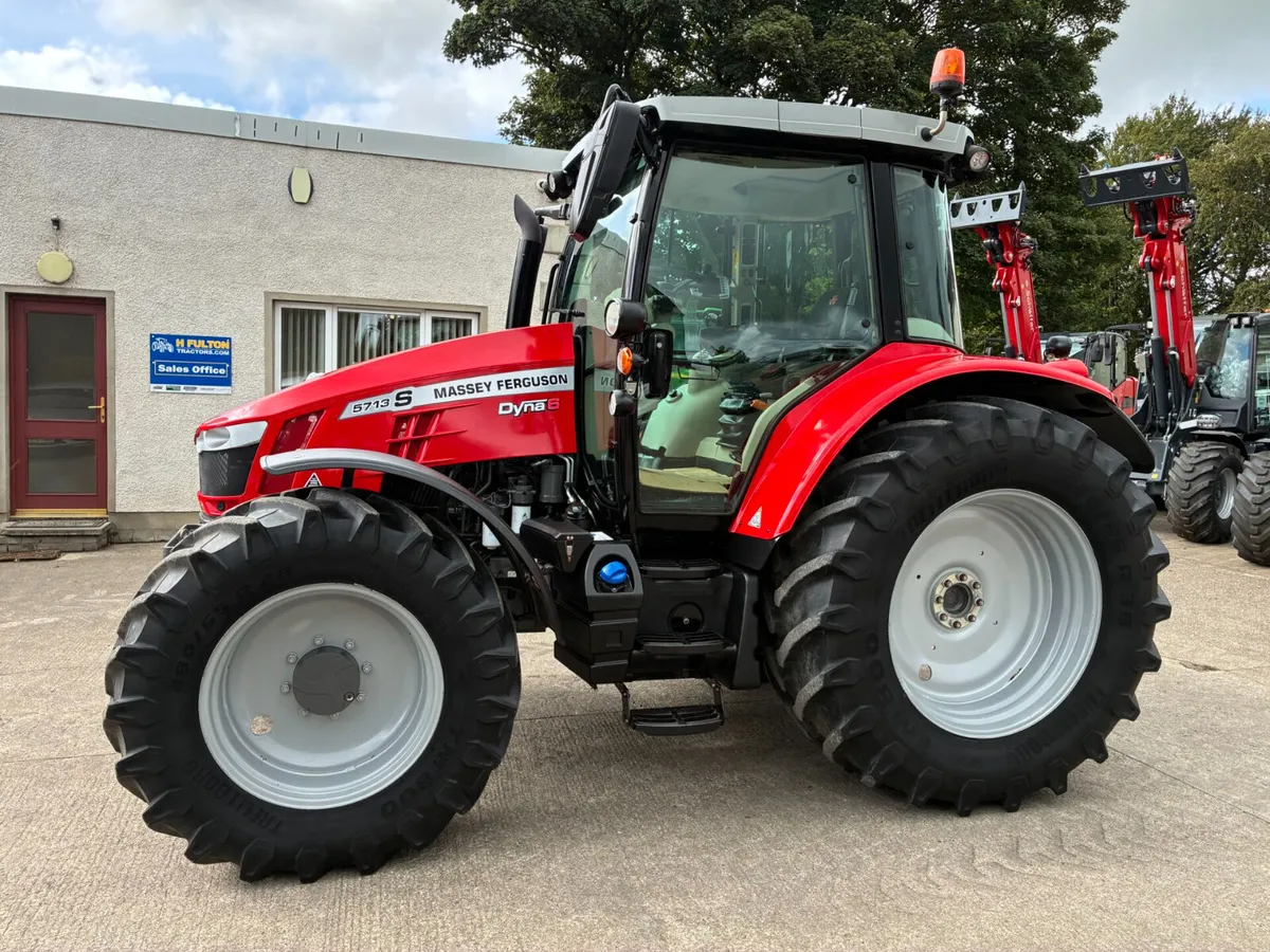 Massey Ferguson 5713S - Image 1