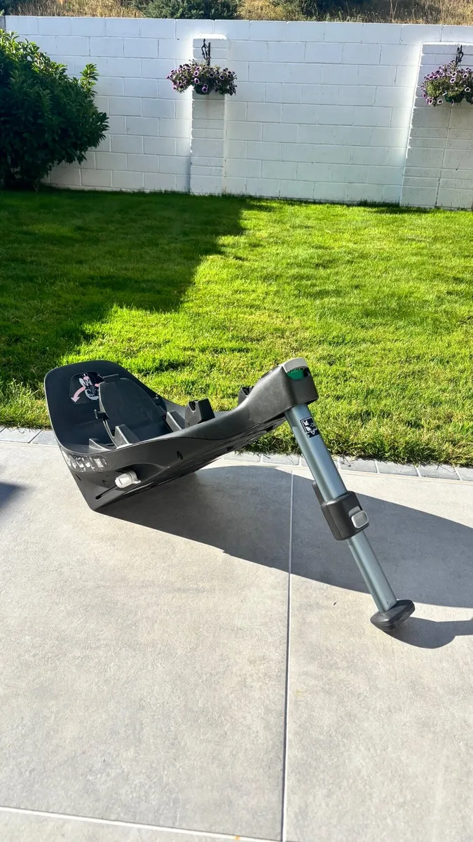 Cybex Cloud Z i-Size + Base Z + Sensor - Image 4