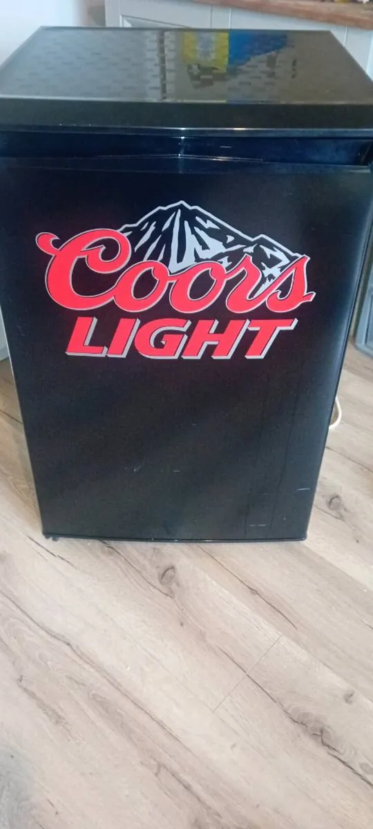 Undercounter fridge - Image 1