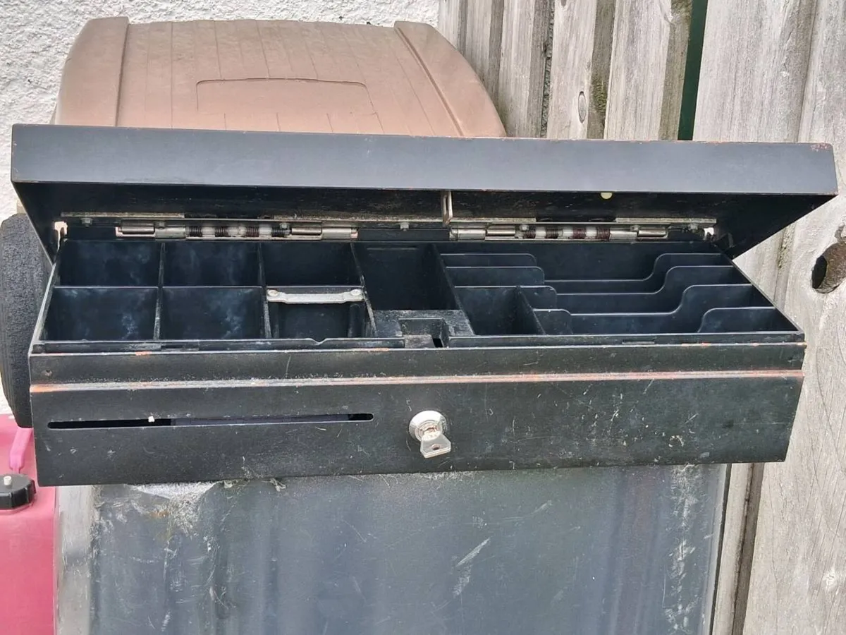 Cash Box