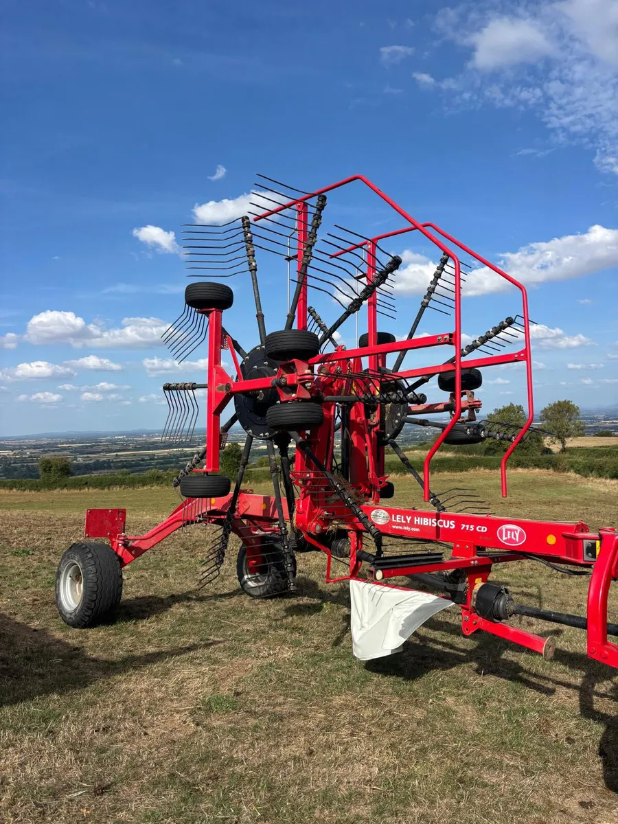 Lely Hebiscus 715 CD - Image 1