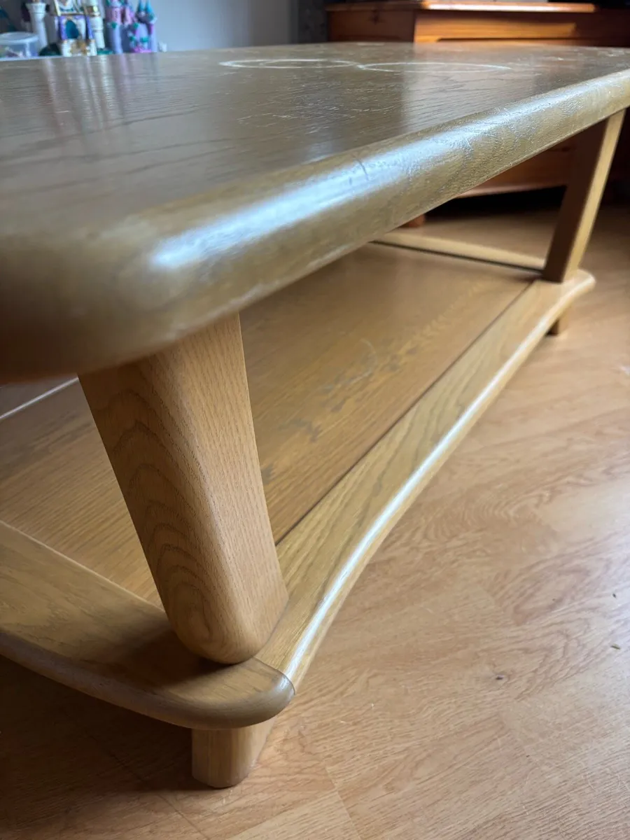 Large Oak Coffee Table - Image 1