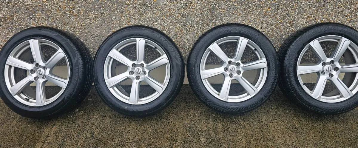 Volvo xc90 Alloys - Image 1