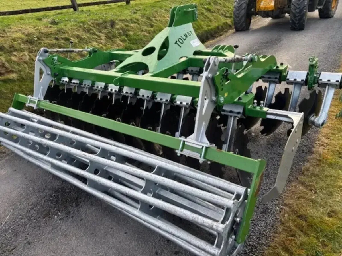 Tolmet 3 Metre Disc Harrow w Crumbler Roller - Image 1