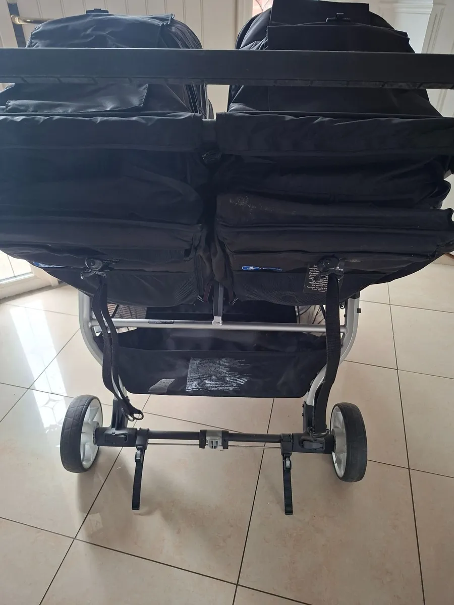 Baby jogger double buggy - Image 4