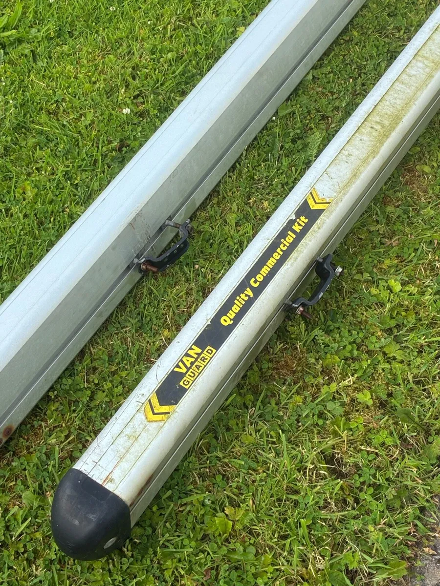 3m lockable pipe carrier - Image 1