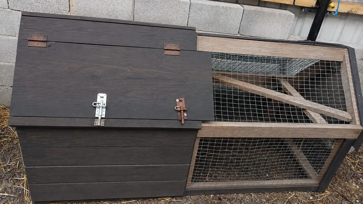 Rabbit/Small Animal House - Image 1