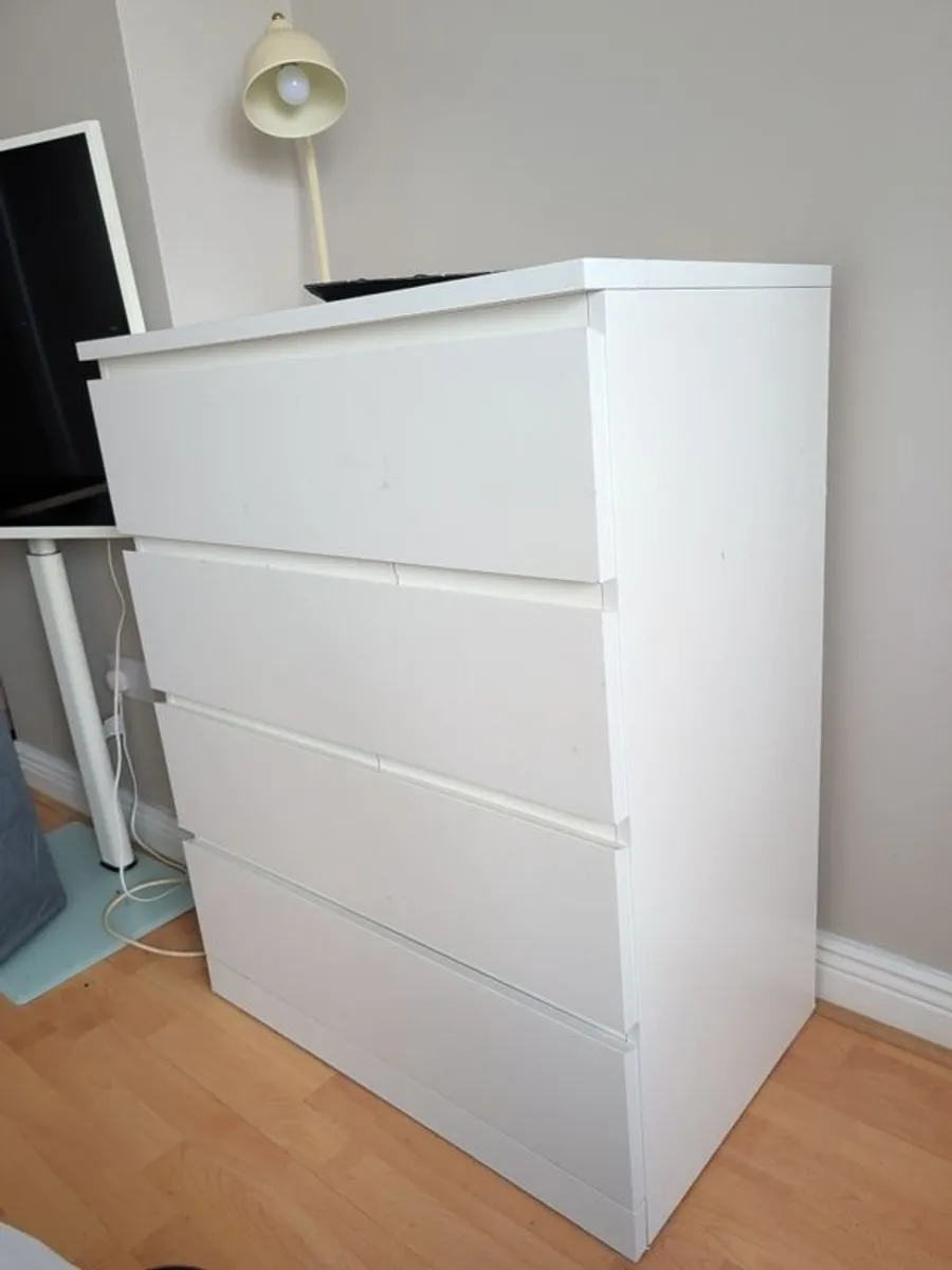Double Bed, Lockers and Chest of Drawers - Image 4