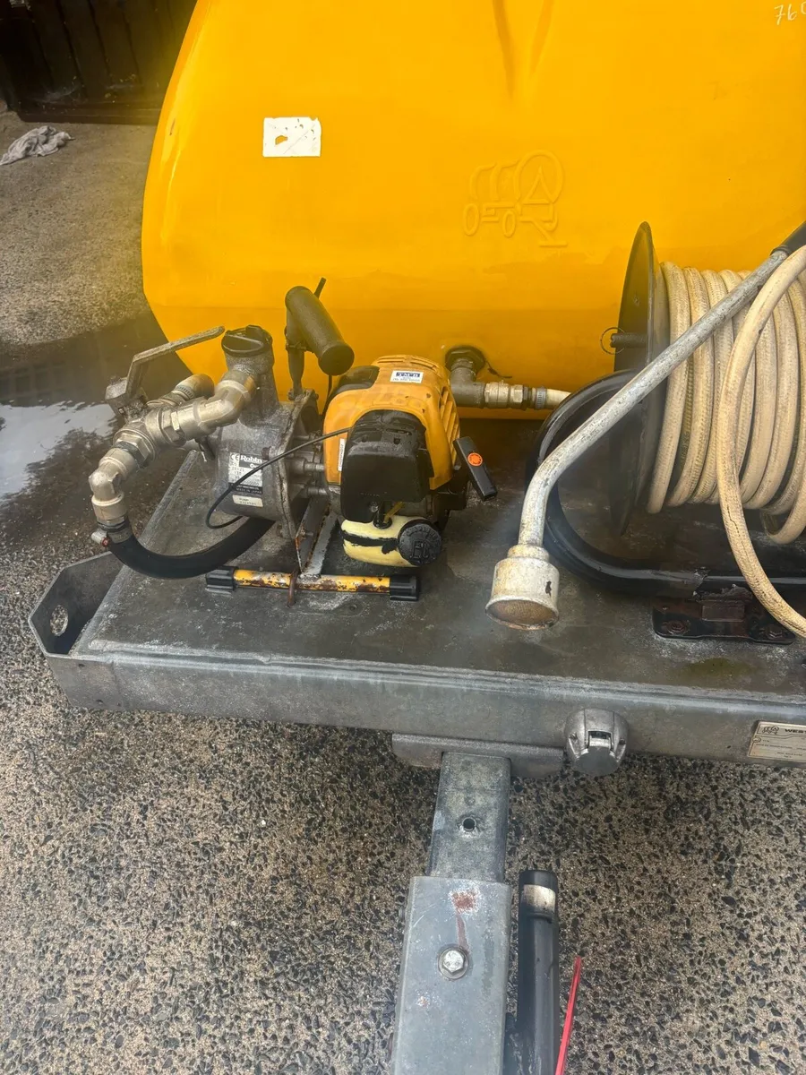 Spraying Bowser/engine/hose, lance/rear spray bar - Image 3