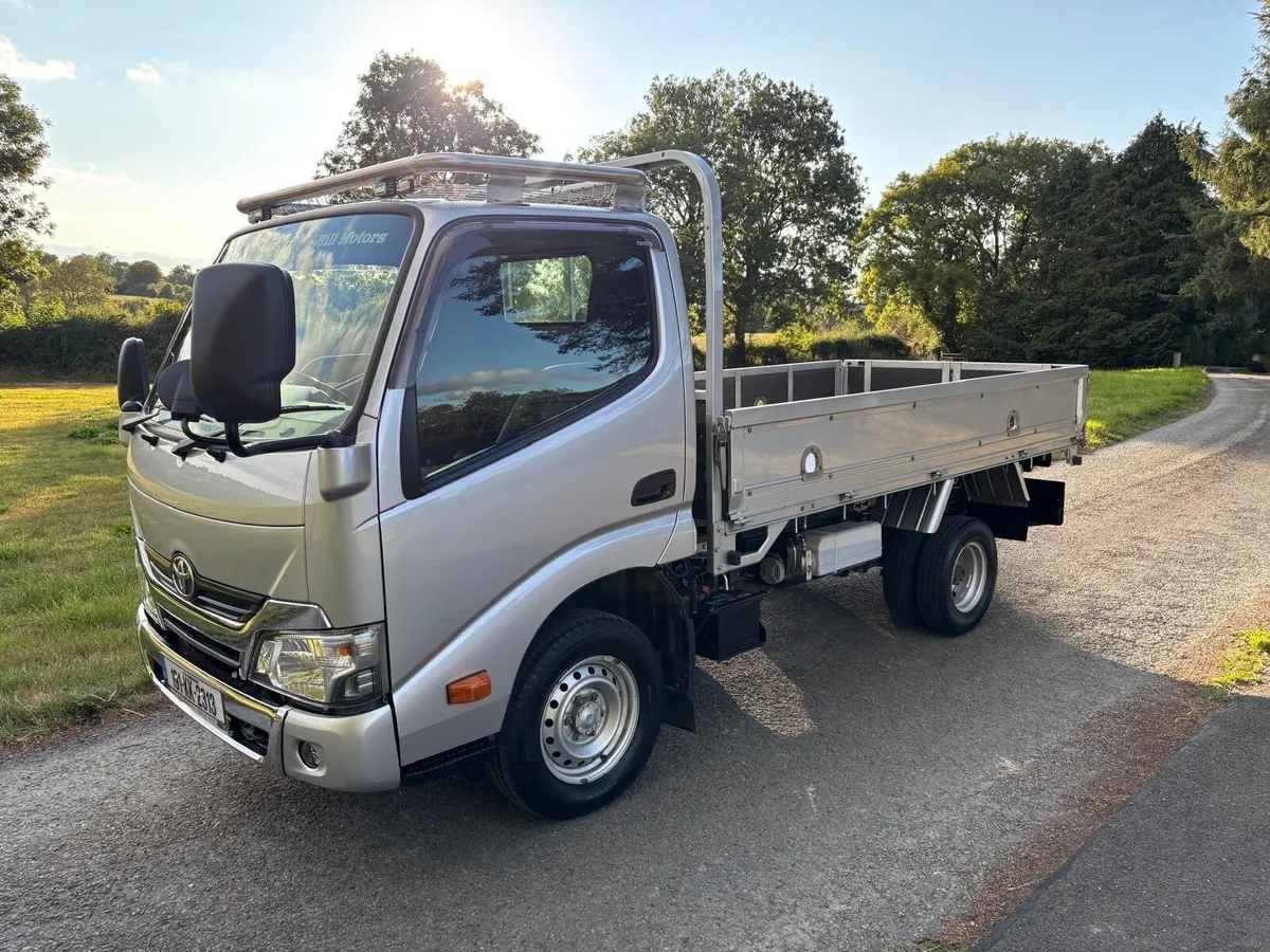 Toyota dyna drop side tipper - Image 3