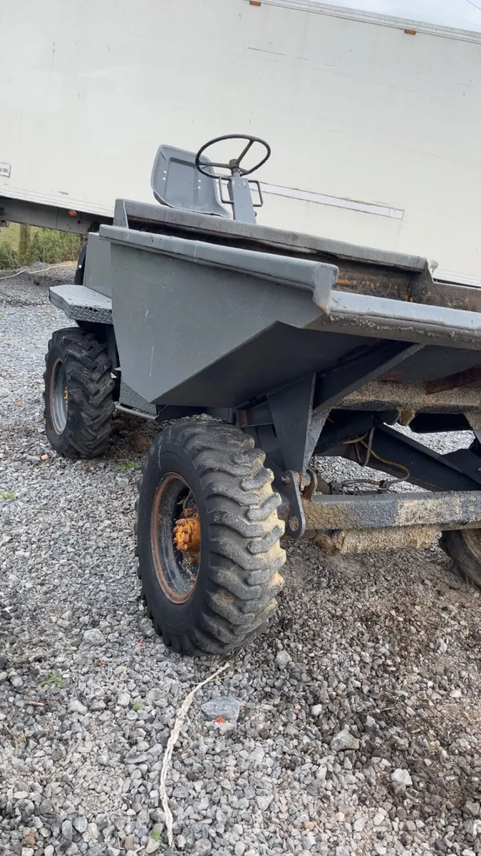 2 Ton straight tip dumper - Image 3