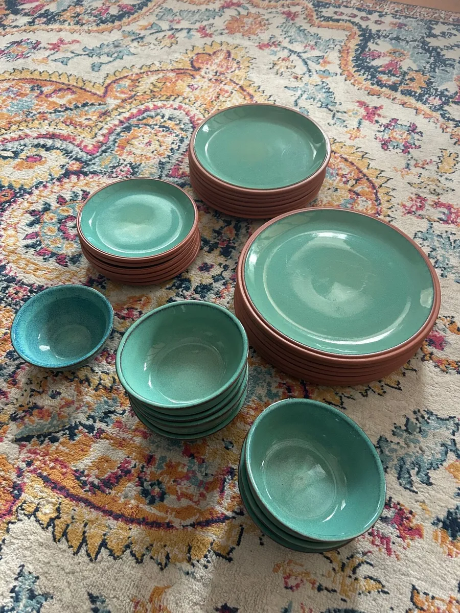 Ceramic stoneware dinner set - Image 1