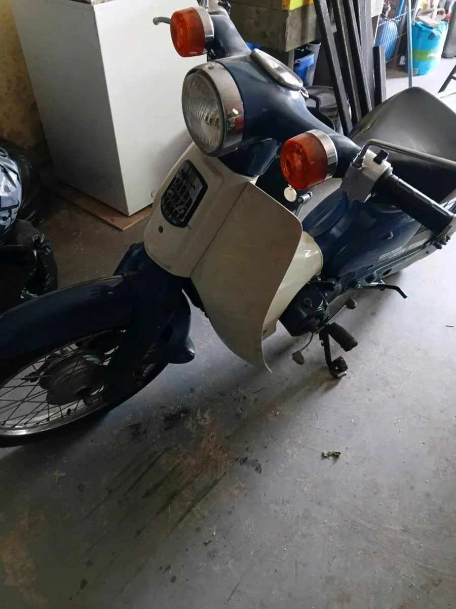 Motor bike - Image 3