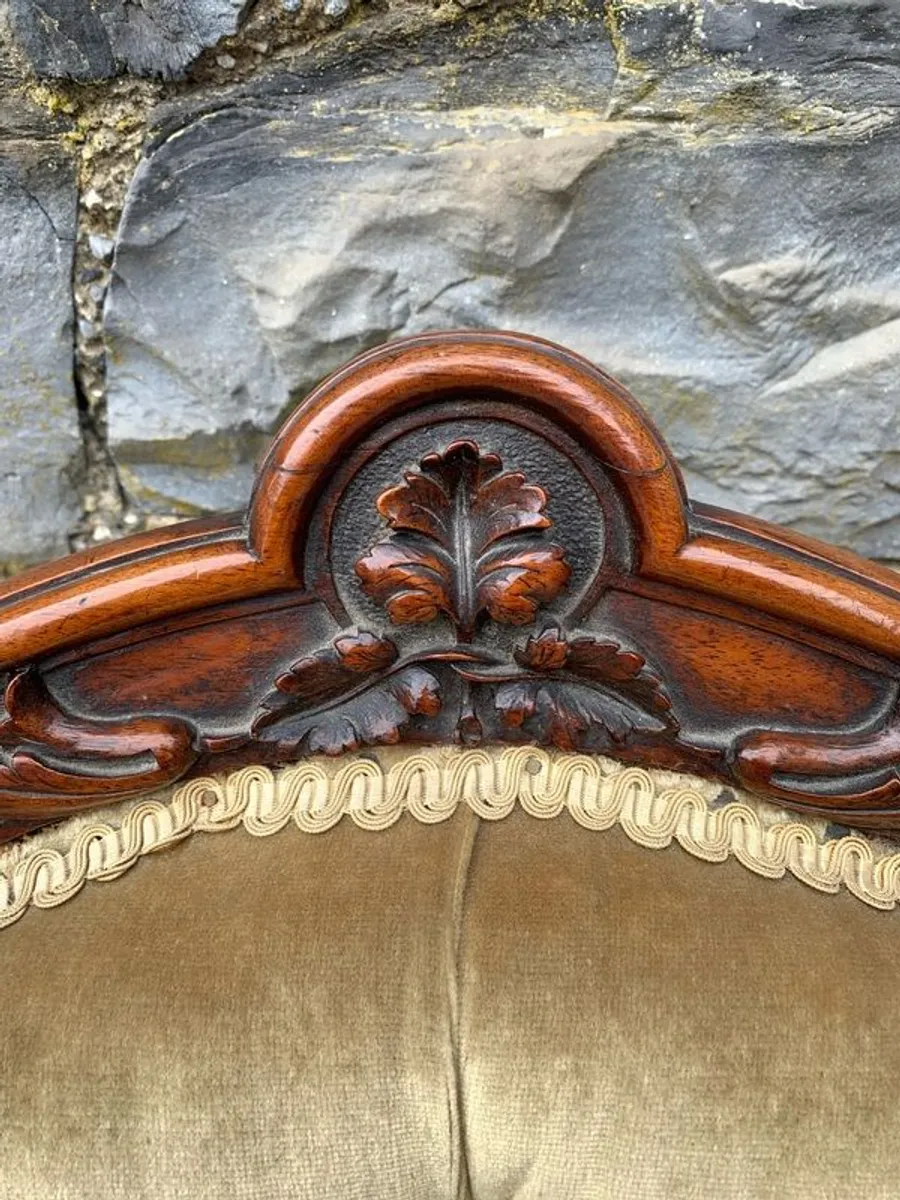 Superb Pair of 19th Century Walnut Armchairs. - Image 4