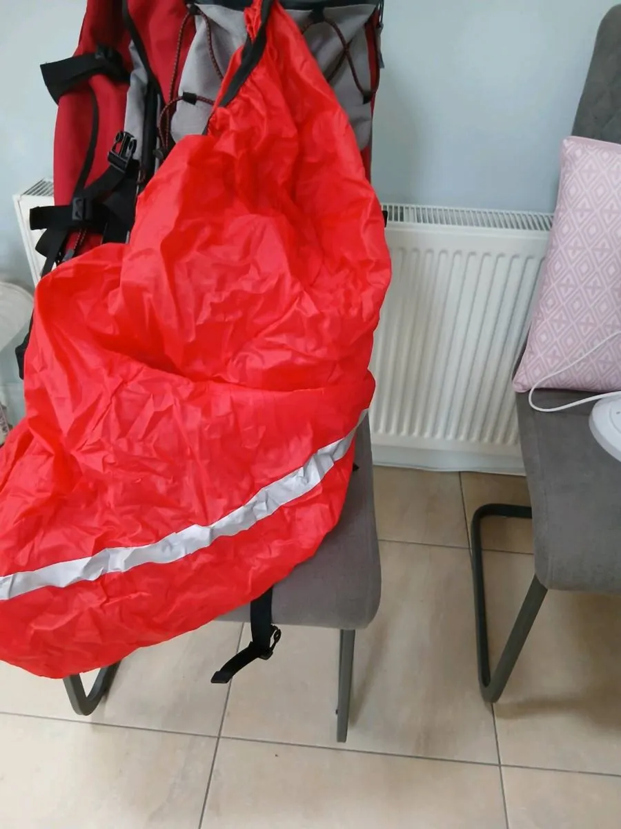 HIGHING RUCKSACK LIKE NEW - Image 2