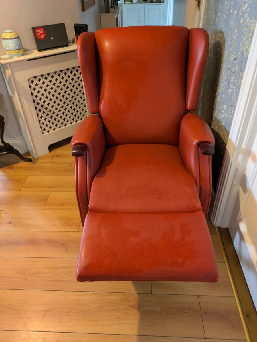 Manual recliner chairs - Image 3