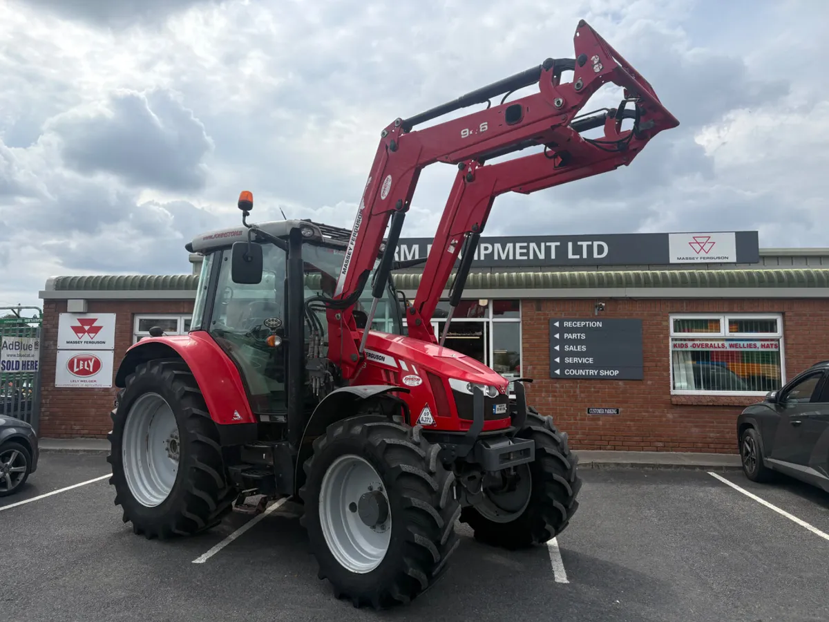Massey Ferguson 5613 - Image 4