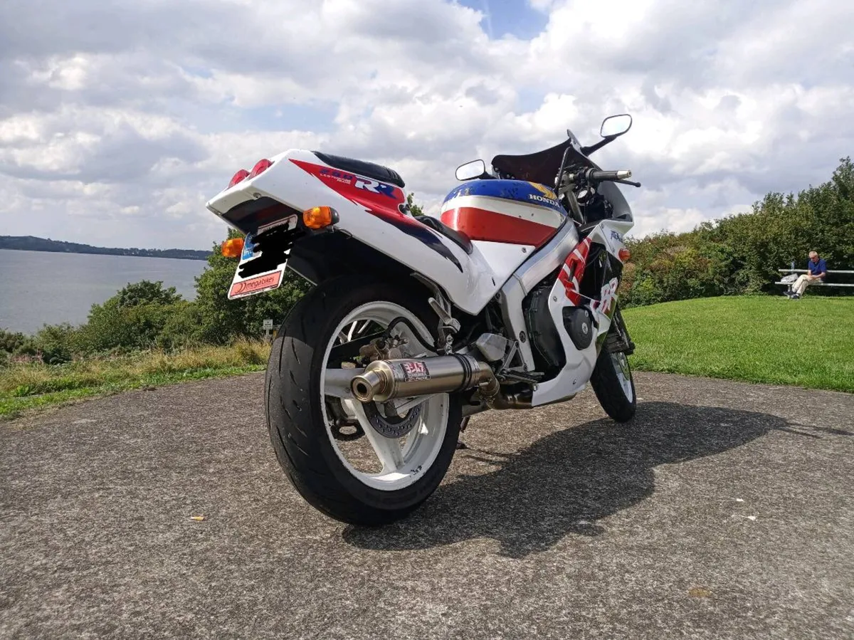 20k rpm 4 cylinder Cbr 250r 'Baby Blade' - Image 2