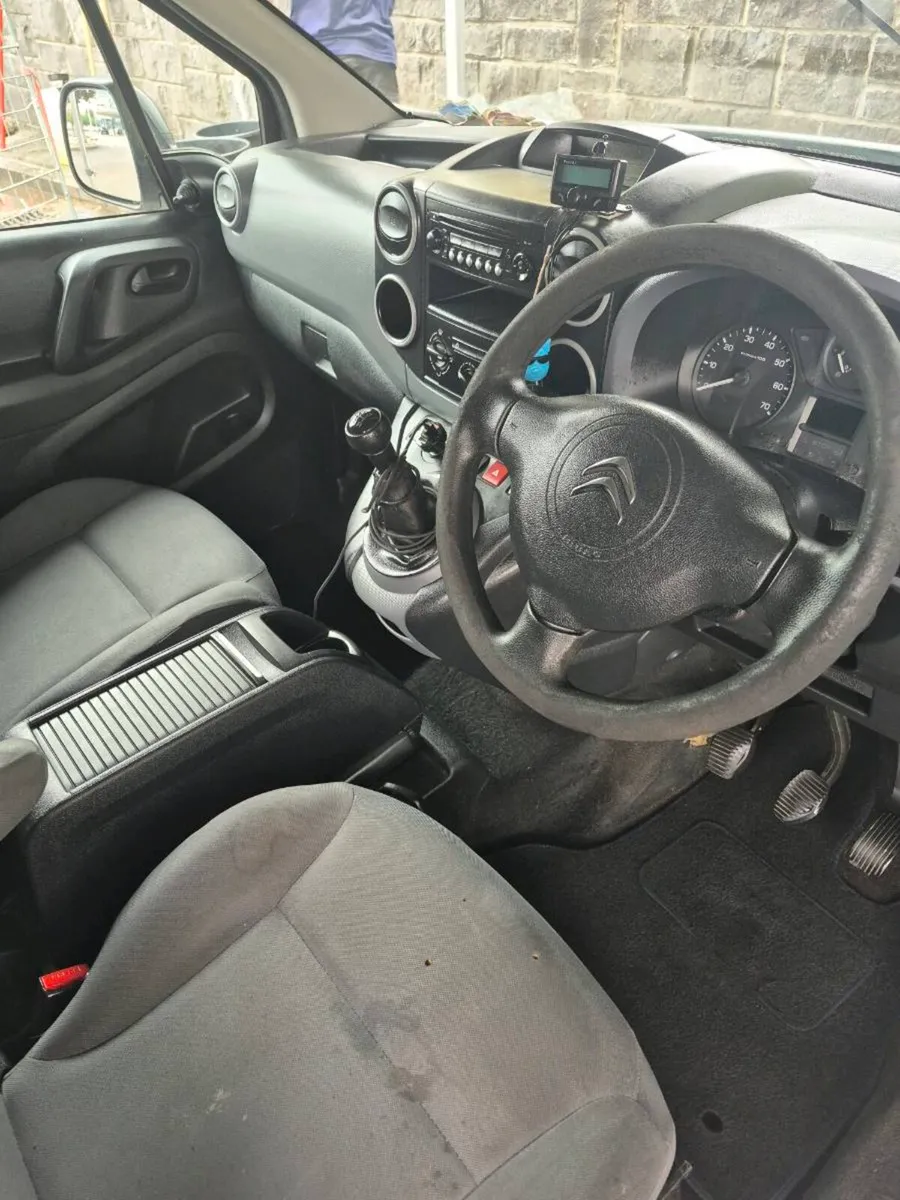 Citroen berlingo crewcab - Image 4