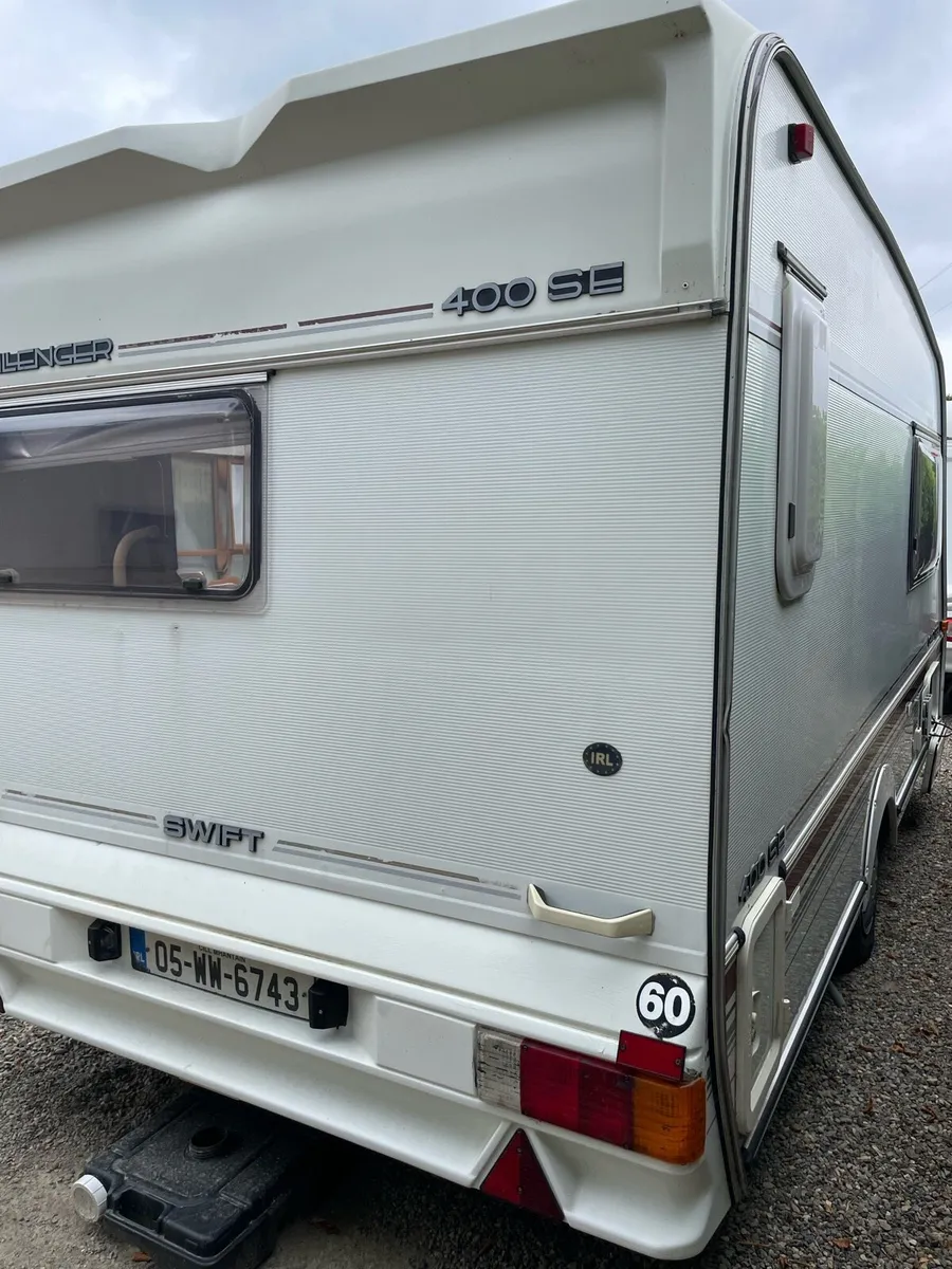 Lightweight 2 berth caravan - Image 4