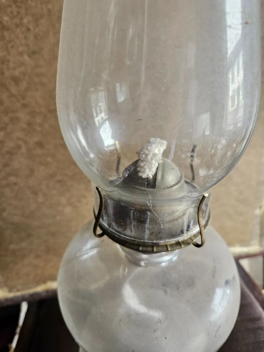 Vintage Oil Lamp - Image 3