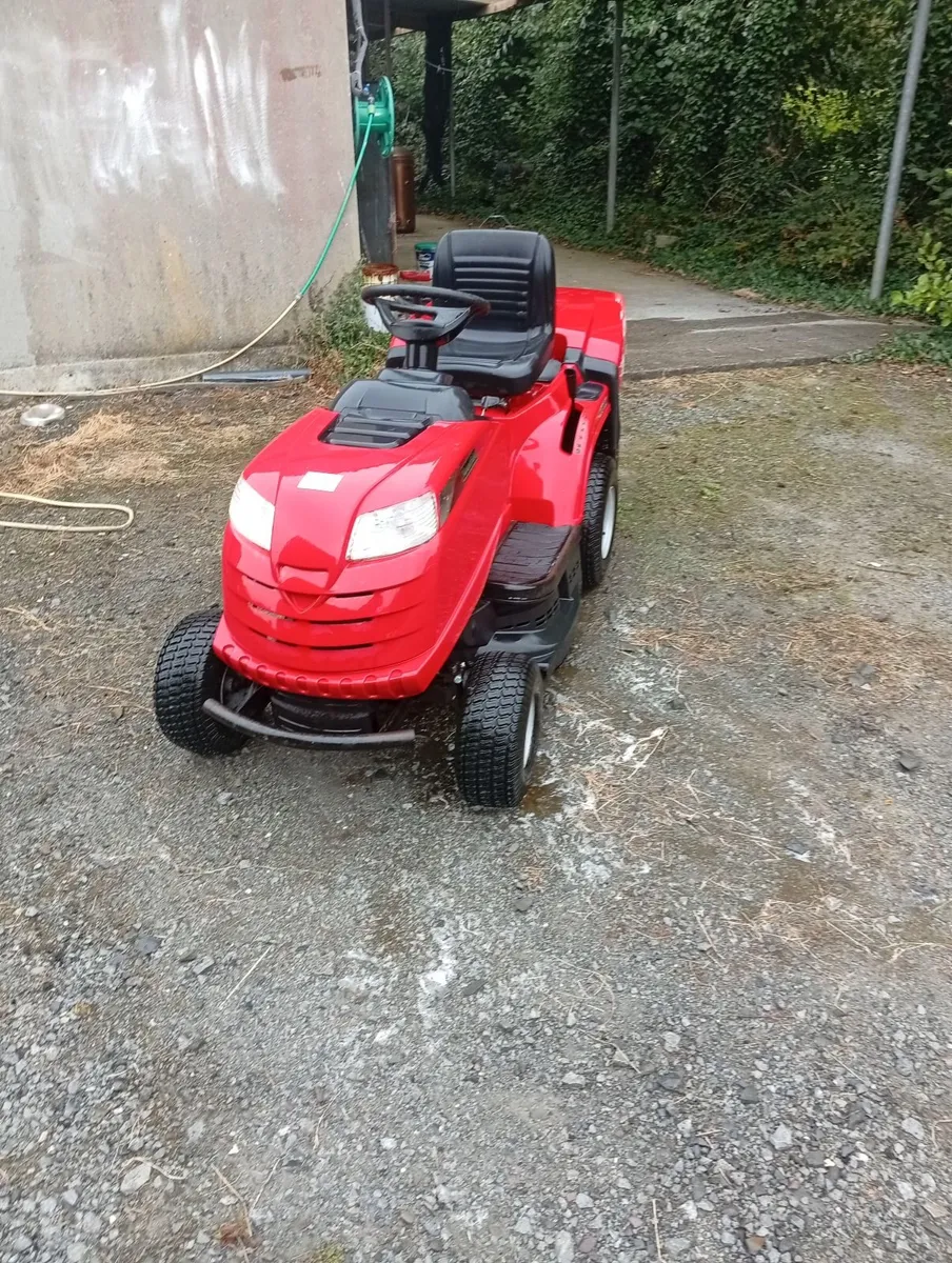 2017 mountfield 1530 hydrostatic drive - Image 1