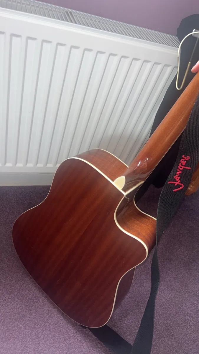 Left handed guitar - Image 2
