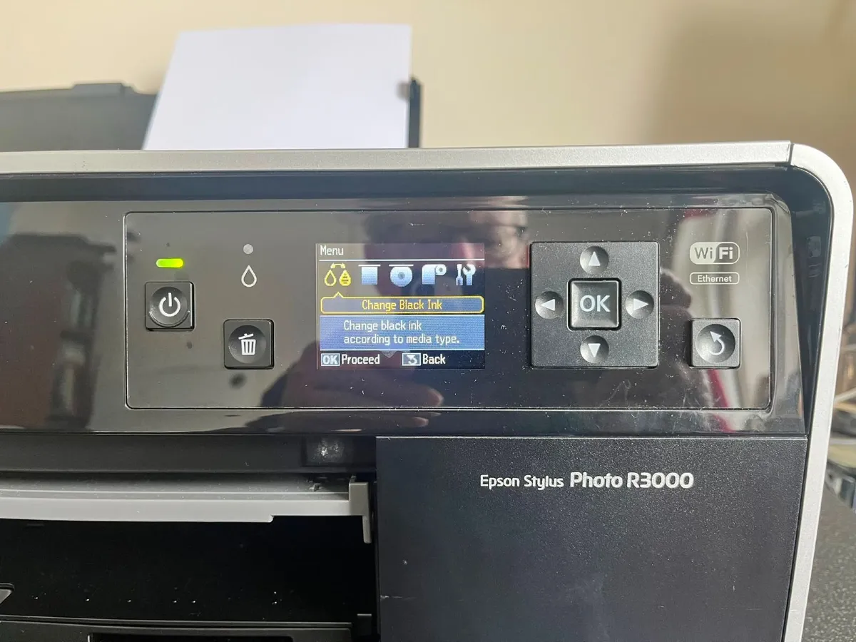 Photo printer Epson R3000+A3 & A4 photo paper - Image 1